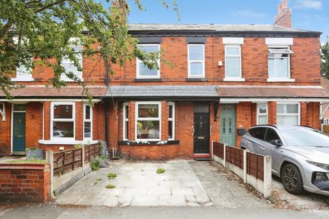 3 bed property, in Bankfield Avenue, £290,000