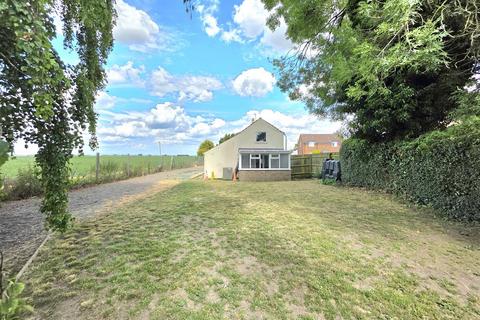 2 bed property, in Roman Bank, £145,000
