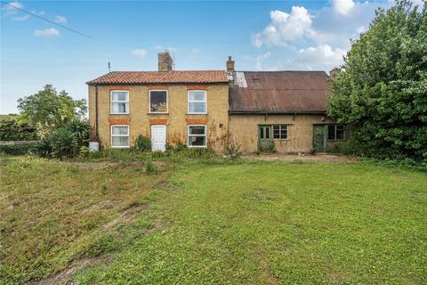 2 bed property, in Church Road, £400,000
