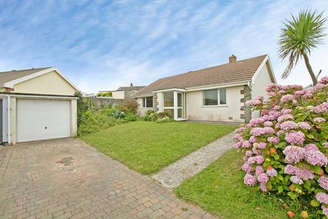 2 bed property, in Wheal Golden Drive, £350,000