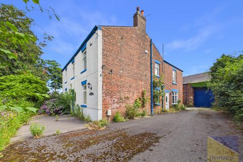 7 bed property, in Tabley Lane, £900,000