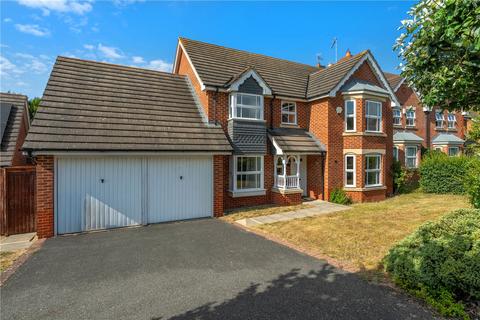 4 bed property, in Amethyst Close, £375,000