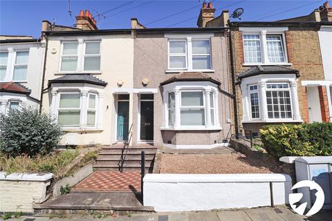 2 bed property, in Howarth Road, £400,000