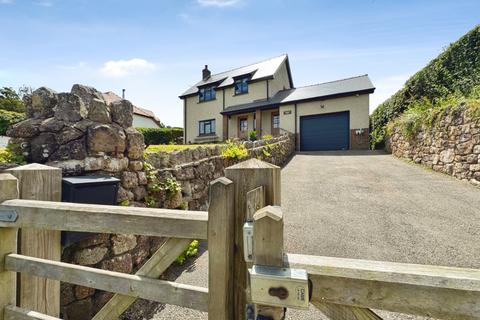3 bed property, in Berges View, £660,000