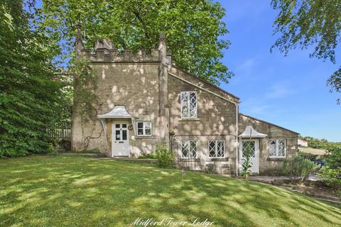 2 bed property, in Midford Road, £650,000
