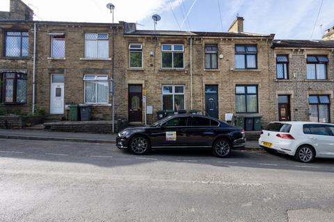 5 bed property, in Battye Street, £250,000