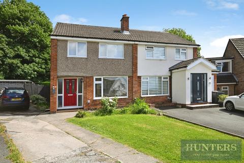 3 bed property, in West End Drive, £435,000