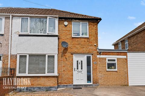 3 bed property, in Rodman Street, £200,000