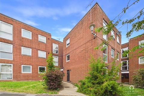 2 bed property, in Preston Hill, £70,000