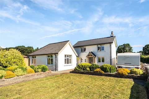 2 bed property, in Broadstone, £575,000