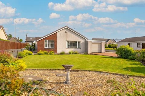 3 bed property, in Rattray Gardens, £250,000