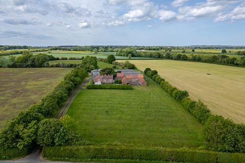 5 bed property, in Crosby Moor Farm, £1,500,000