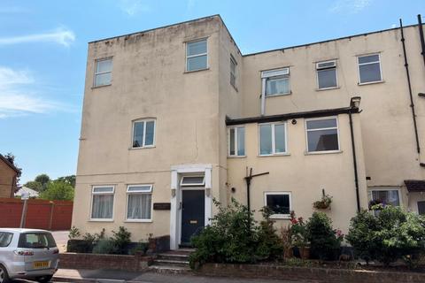 2 bed property, in 7 Marley Croft, £120,000