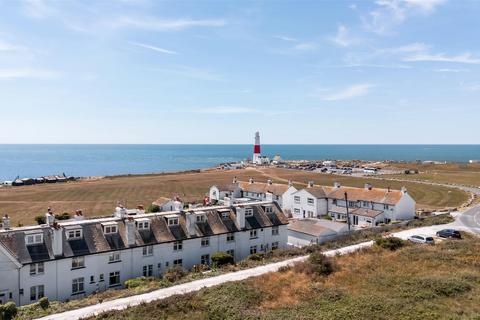 3 bed property, in Portland Bill, £280,000