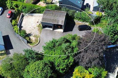 4 bed property, in Perranwell Station, £275,000