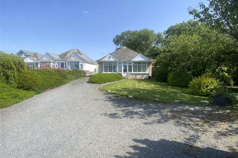 2 bed property, in West Yelland, £325,000