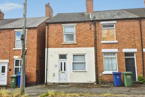2 bed property, in Church Street, £150,000