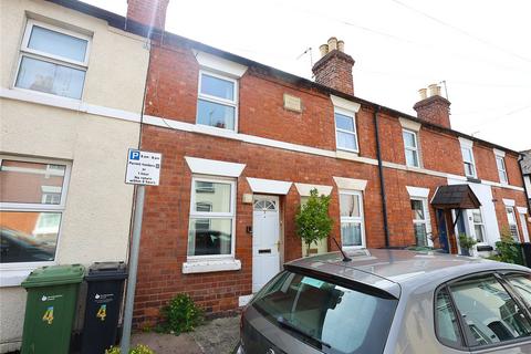 1 bed property, in Guildford Street, £50,000