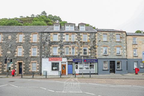 3 bed property, in Top Floor Flat, £130,000