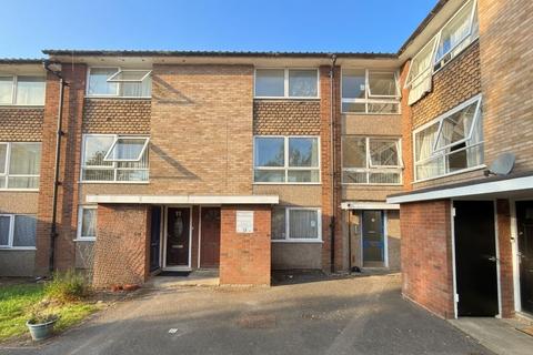 2 bed property, in Flat 7 Cheriton Court, £80,000