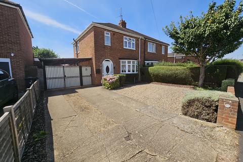 3 bed property, in Coneygree Road, £260,000