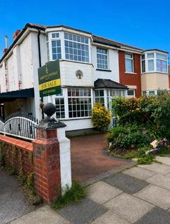 3 bed property, in St Leonards Road, £90,000