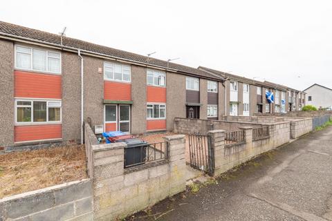 3 bed property, in Barra Terrace, £95,000