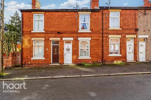 1 bed property, in Farley Street, £85,000