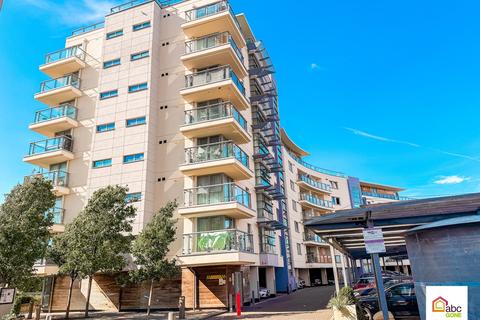 1 bed property, in 107 Lexicon Apartments, £230,000