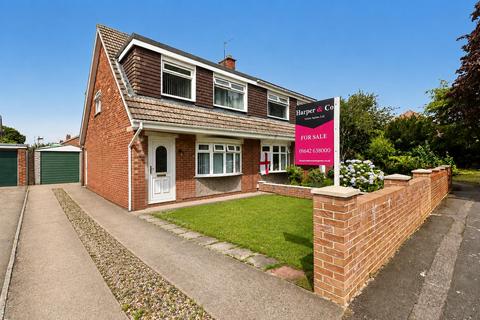 3 bed property, in Dunlin Close, £200,000