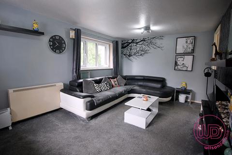 1 bed property, in Witton Court, £59,950