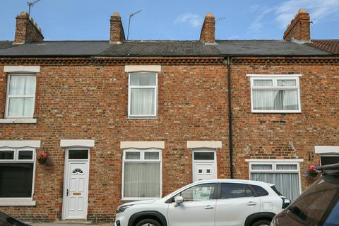 3 bed property, in Eskdale Street, £90,000