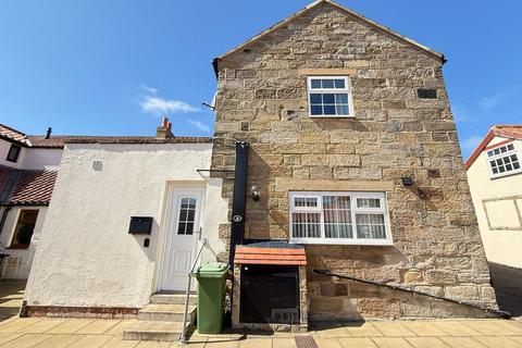 2 bed property, in Stakesby Vale Court, £162,500