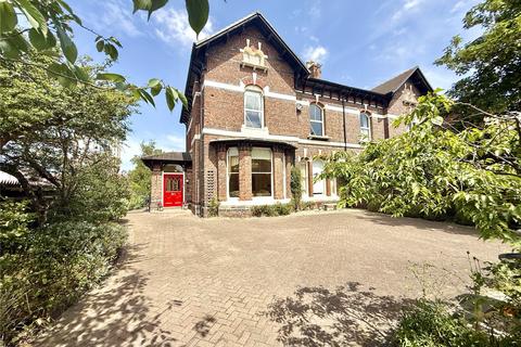 7 bed property, in Great Georges Road, £600,000