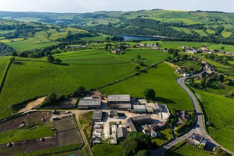 Land, in Sykehouse Lane, £1,000,000