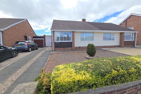 2 bed property, in Ashington Drive, £160,000