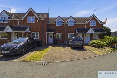 1 bed property, in Jubilee Close, £170,000
