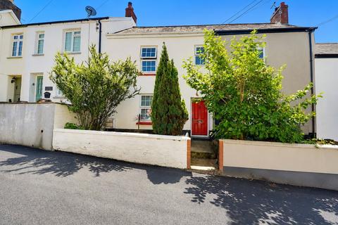 2 bed property, in Bradiford, £260,000