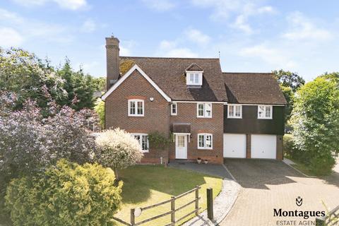 6 bed property, in Tempest Mead, £1,050,000