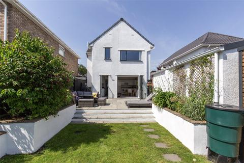3 bed property, in Northumbria Drive, £850,000