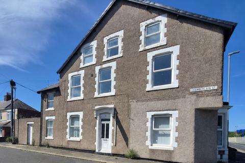 3 bed property, in Chamberlain Street, £100,000