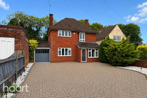 3 bed property, in Honeygate, £525,000