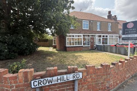 3 bed property, in Crow Hill Road, £290,000