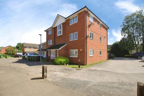 2 bed property, in Flamborough Close, £110,000