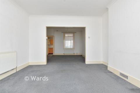 2 bed property, in Milton Avenue, £210,000