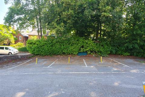 Land, in West End Close, £85,000