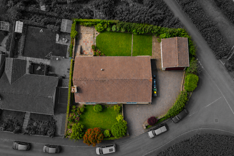 4 bed property, in Bronescombe Avenue, £535,000