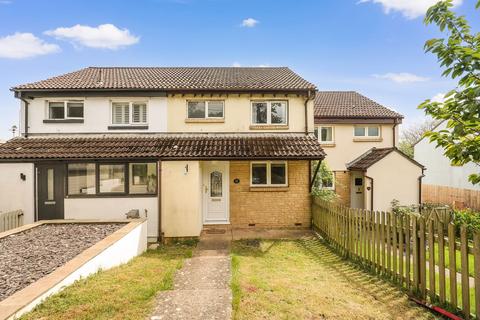 3 bed property, in Church Road, £240,000
