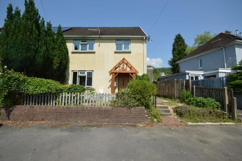 4 bed property, in Heol Y Berllan, £170,000
