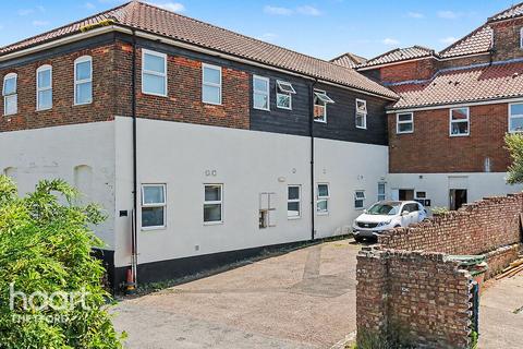 9 bed property, in Harvey Street, £750,000